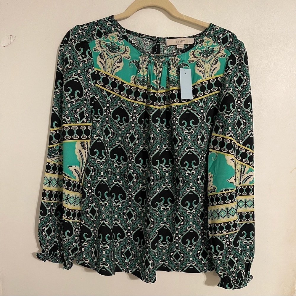 LOFT | Garden Shirred Blouse | Women Petite L